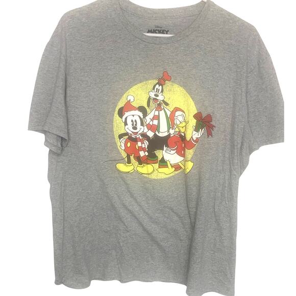 Mickey and Friends Disney Christmas T Shirt XL Gray Goofy Donald Duck Mickey - Picture 1 of 7